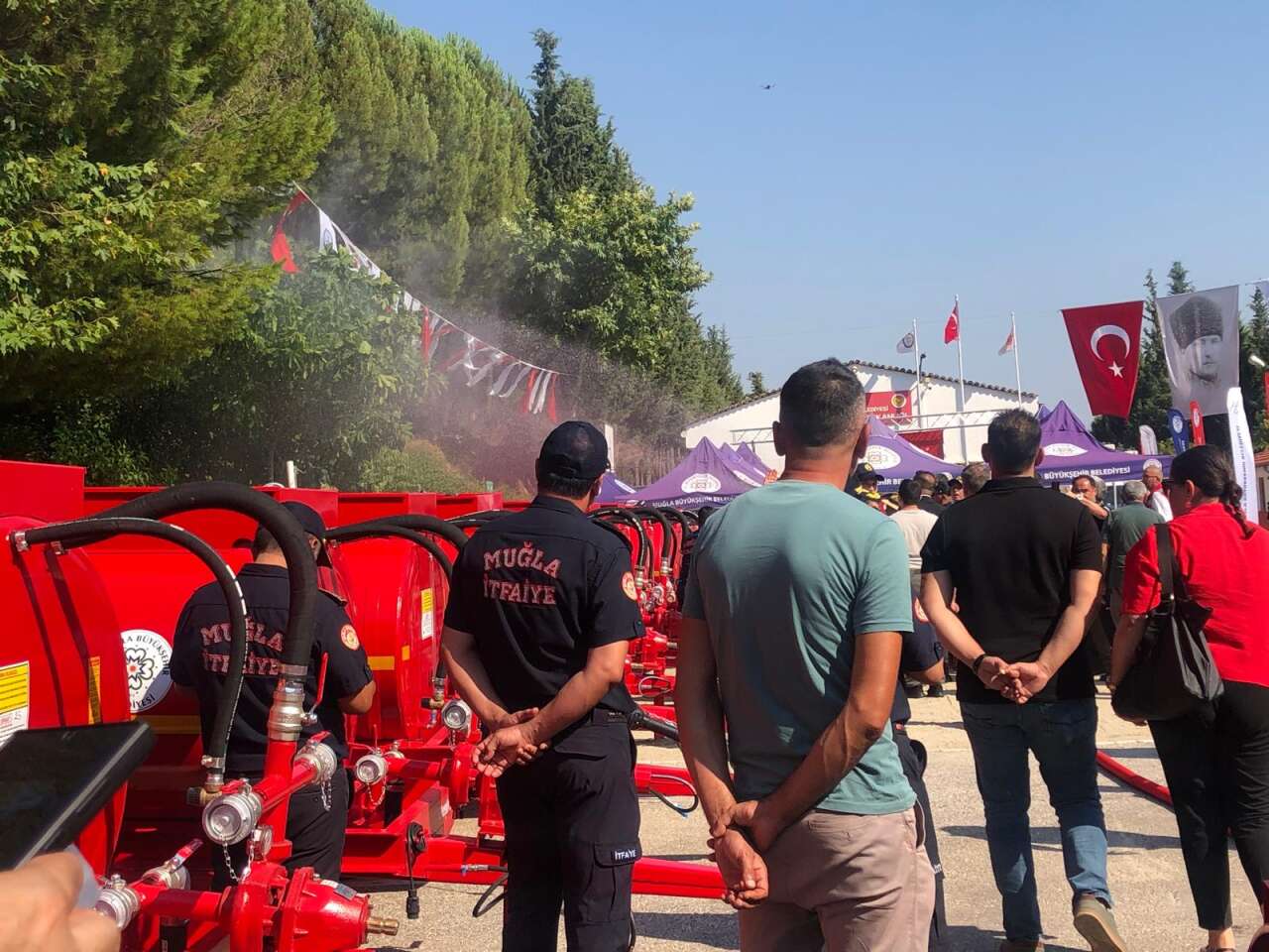 Yangın Tankeri Teslim Töreni Gerçekleşti: Muğla İtfaiyesi 72 Yeni Araç ve 180 Personelle Güçleniyor 1